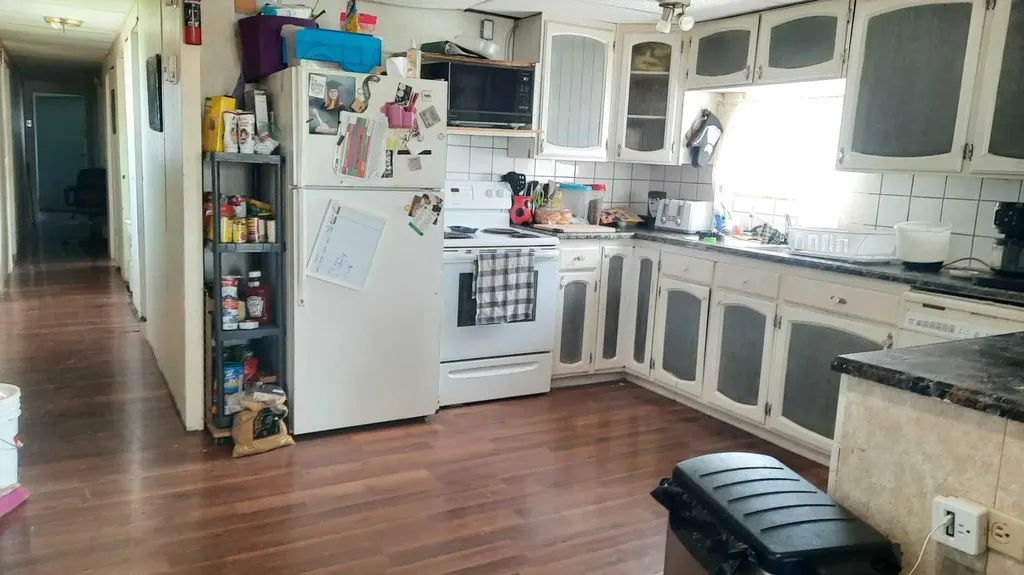 49 Greenwood Villa Drumheller AB T0J0Y2