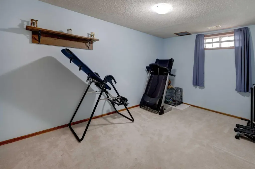 3444 Temple Way NE Calgary AB T1Y 3B7