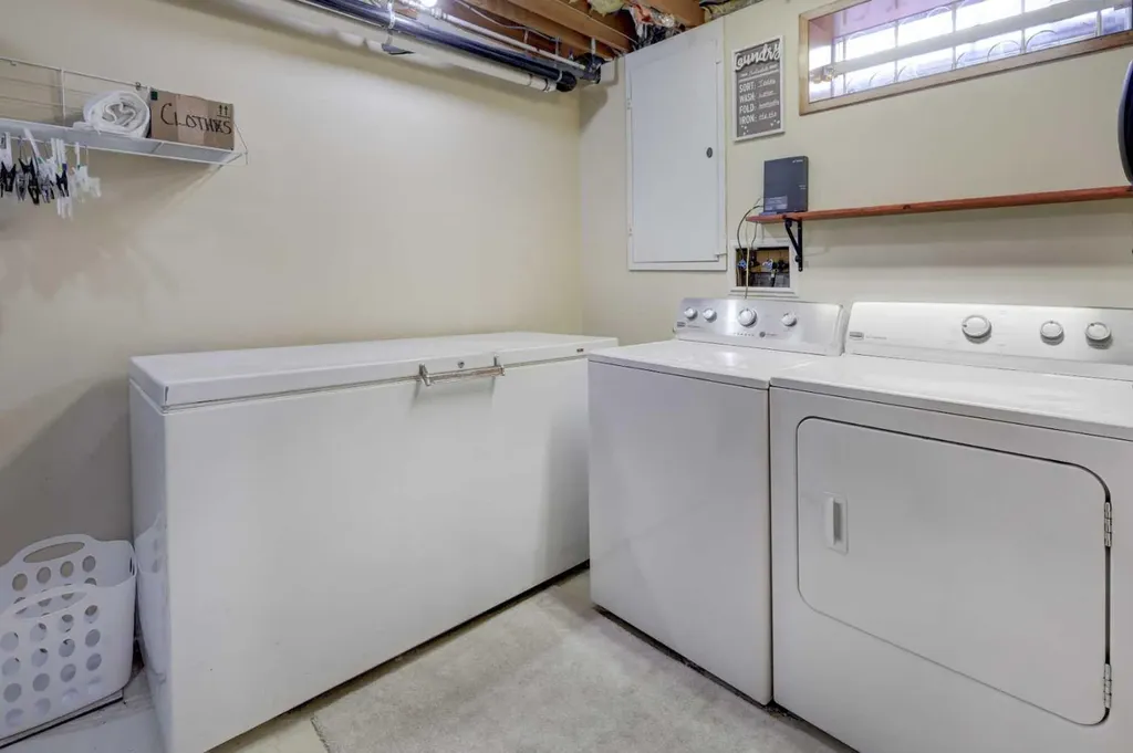 3444 Temple Way NE Calgary AB T1Y 3B7