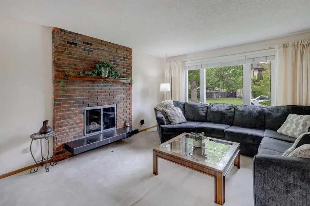 3444 Temple Way NE Calgary AB T1Y 3B7