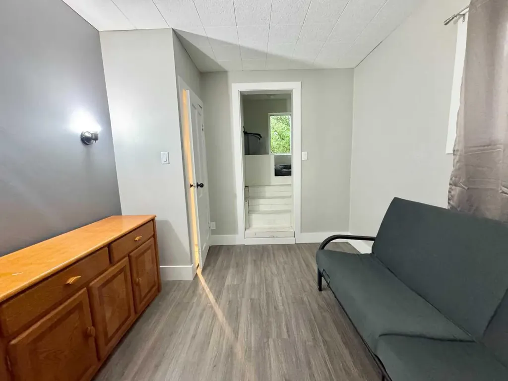 640 12 Street N Lethbridge AB T1H 2H1