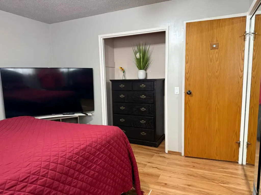 302 5 Avenue W Burdett AB T0K0J0