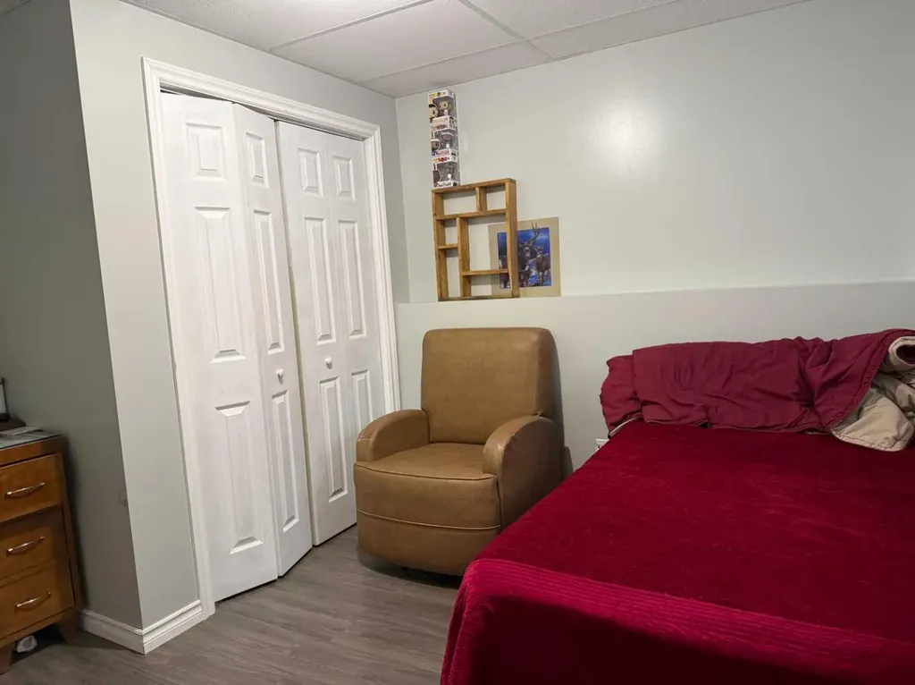 302 5 Avenue W Burdett AB T0K0J0