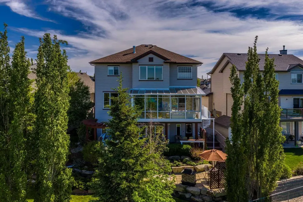 37 Cimarron Park Green Okotoks AB T1S 2K2