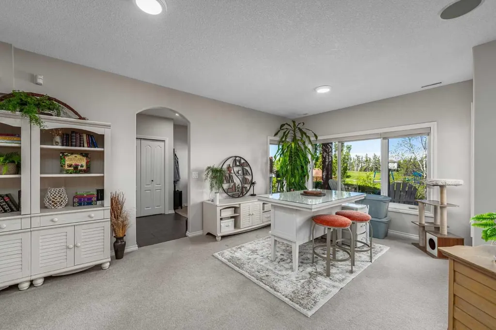 37 Cimarron Park Green Okotoks AB T1S 2K2