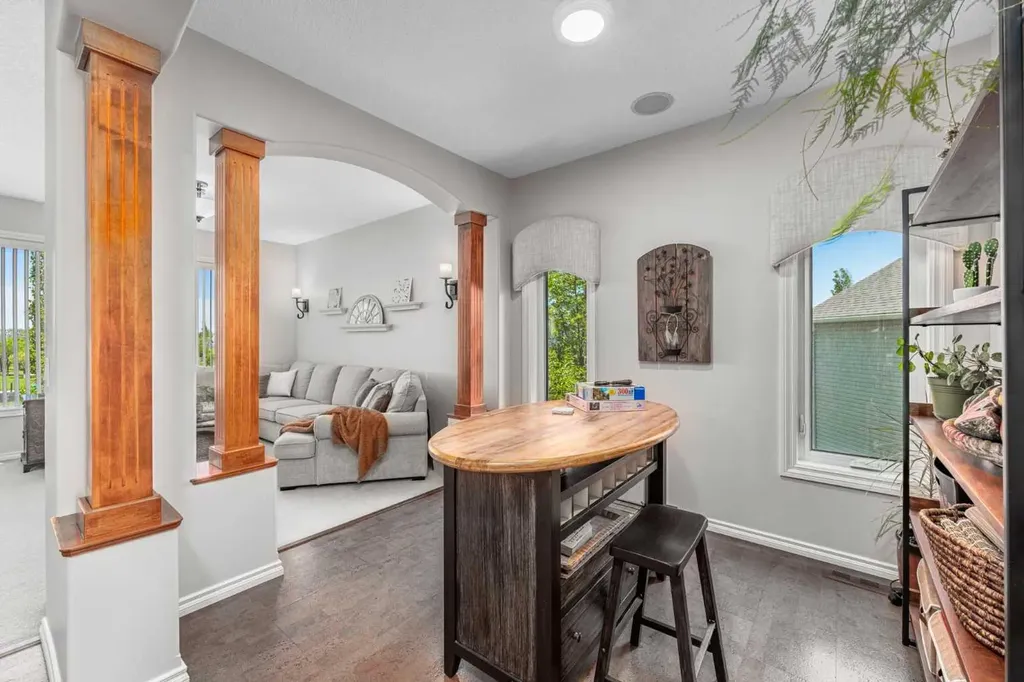 37 Cimarron Park Green Okotoks AB T1S 2K2