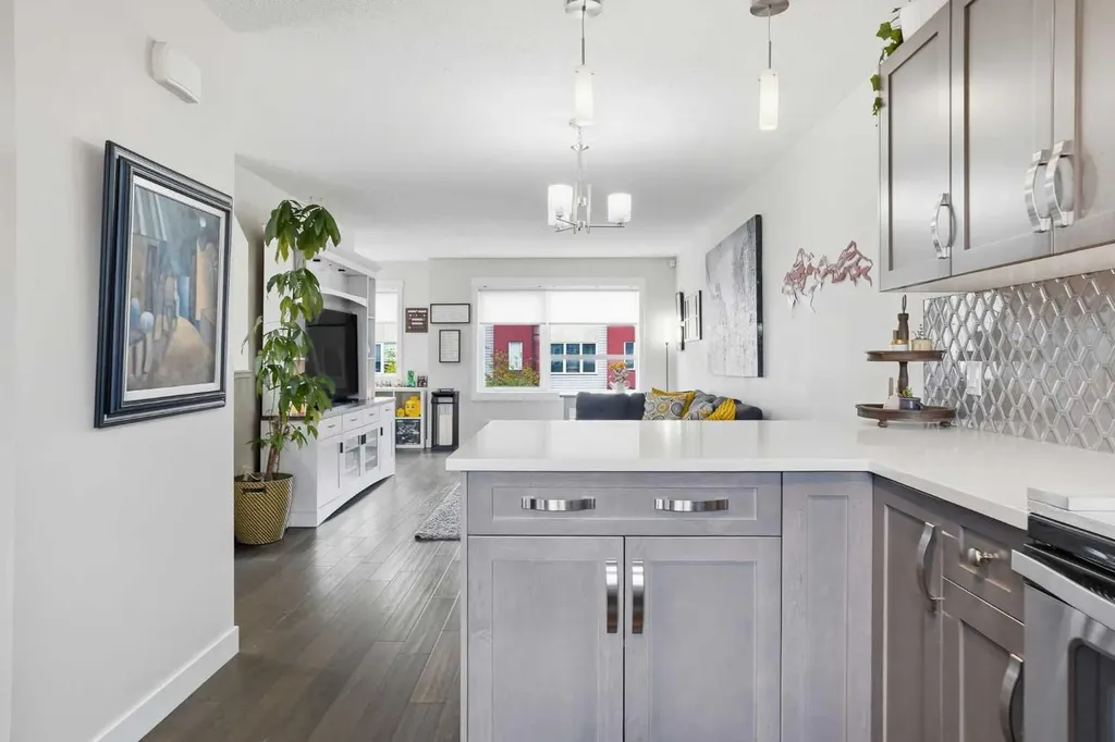 2461 Baysprings SW Airdrie AB T4B4C6