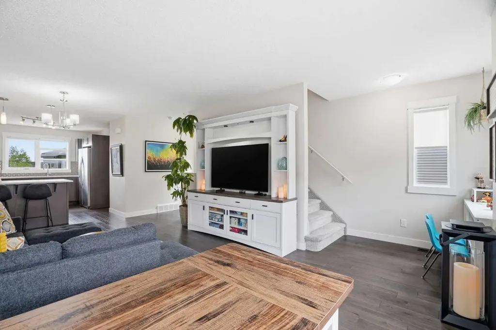 2461 Baysprings SW Airdrie AB T4B4C6