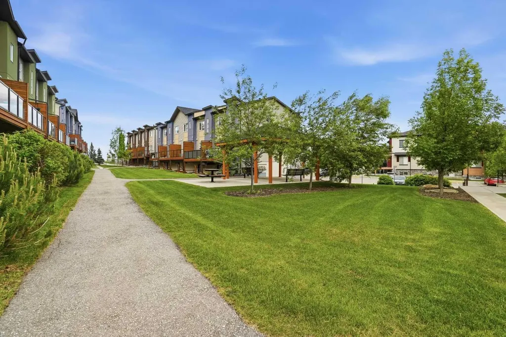 2461 Baysprings SW Airdrie AB T4B4C6
