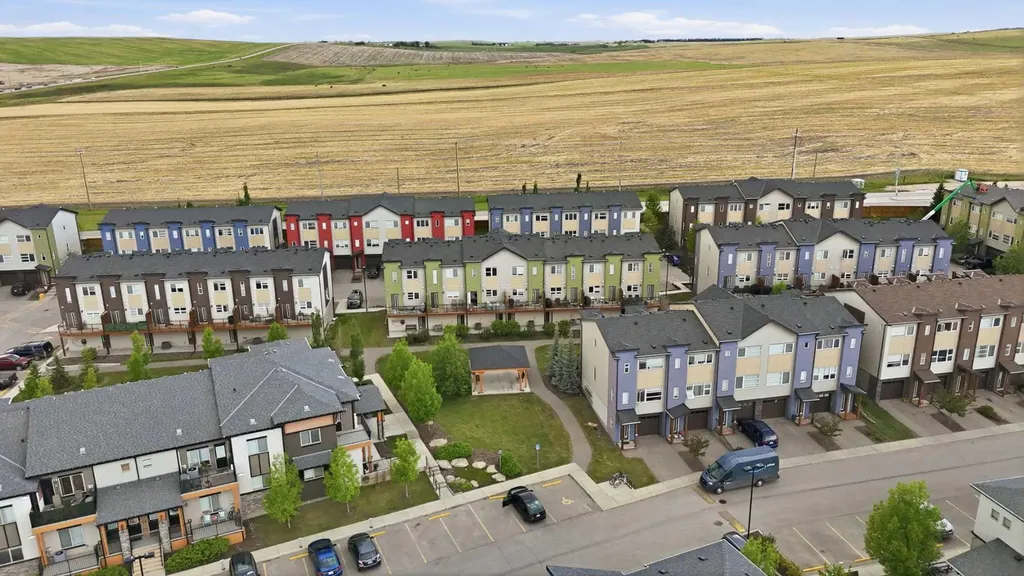 2461 Baysprings SW Airdrie AB T4B4C6