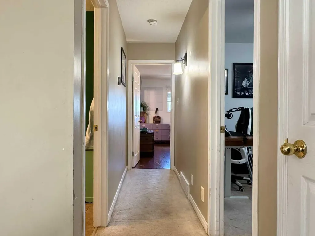 93 Heritage Crescent W Lethbridge AB T1K 6X2