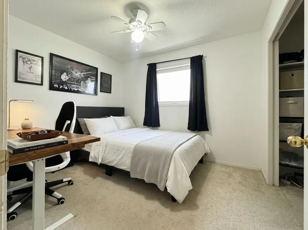 93 Heritage Crescent W Lethbridge AB T1K 6X2