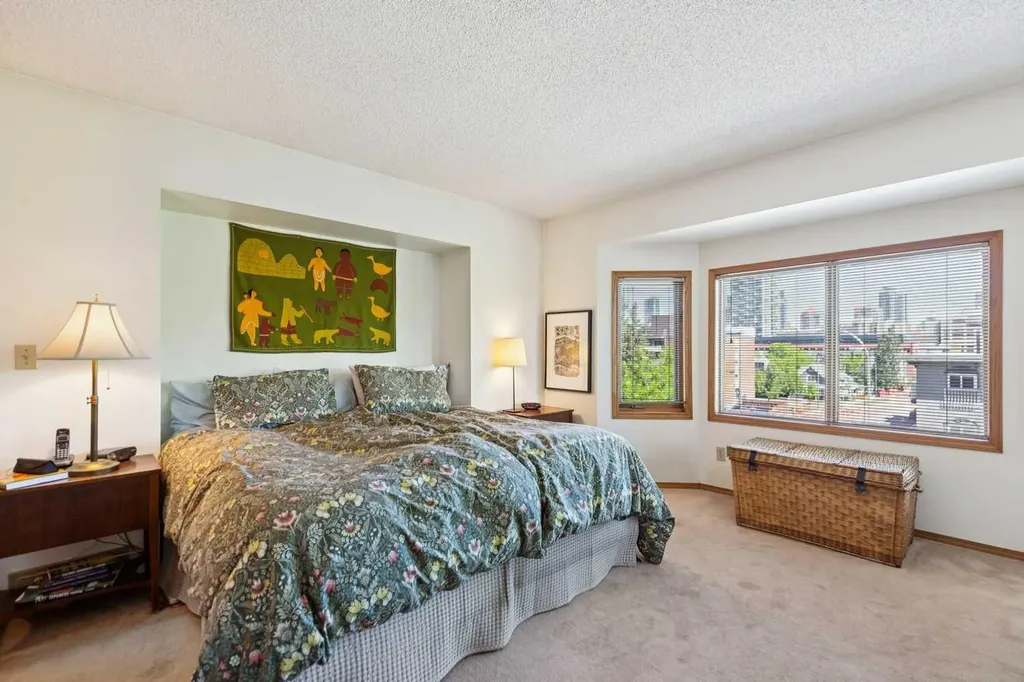 839 Royal Avenue SW Calgary AB T2T 0L4