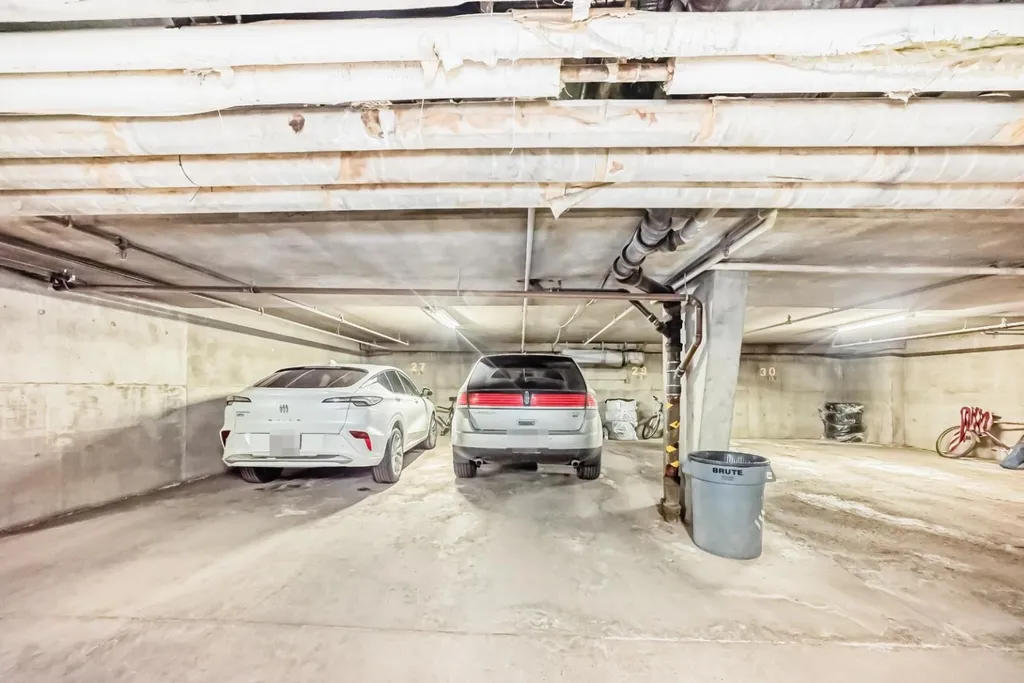 1305 Glenmore Trail SW Calgary AB T2V 4Y8