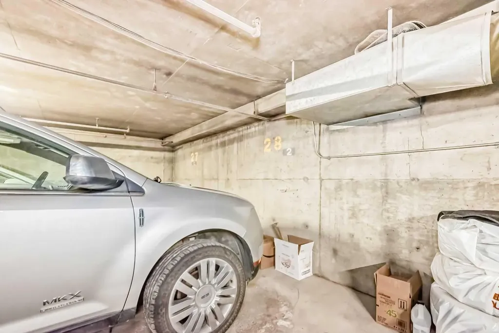1305 Glenmore Trail Calgary AB T2V 4Y8