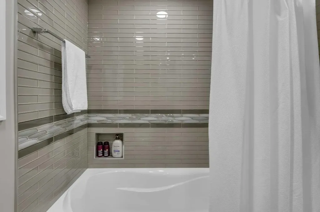 2523 19a Street SW Calgary AB T2T 4Z1