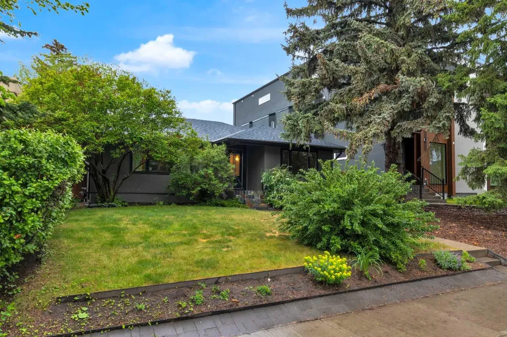 2523 19a Street SW Calgary AB T2T 4Z1