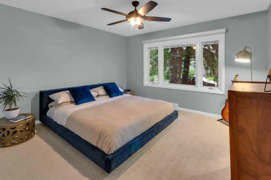 2523 19a Street SW Calgary AB T2T 4Z1