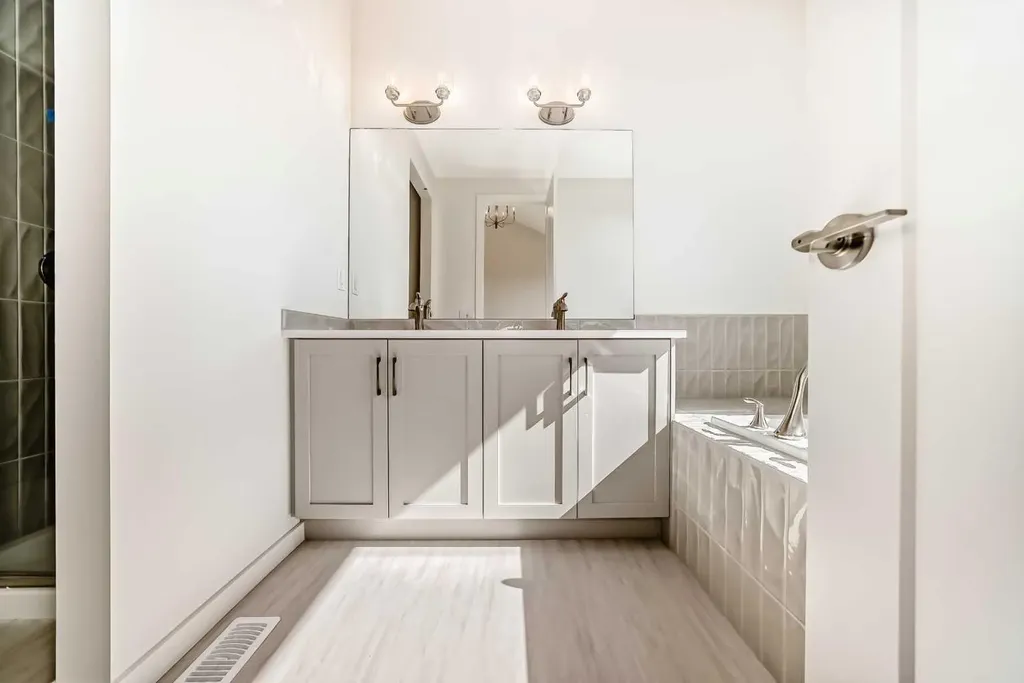 46 Verdure Place SW Calgary AB T2Y 1C9