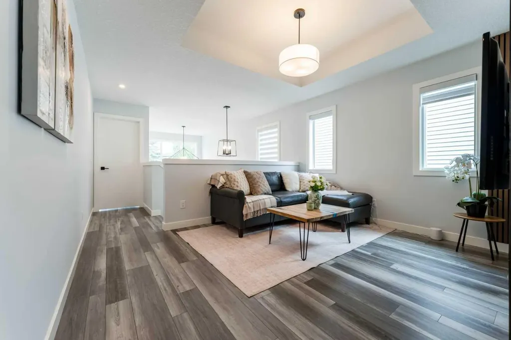 220 Crimson Ridge Place NW Calgary AB T3L 0K7