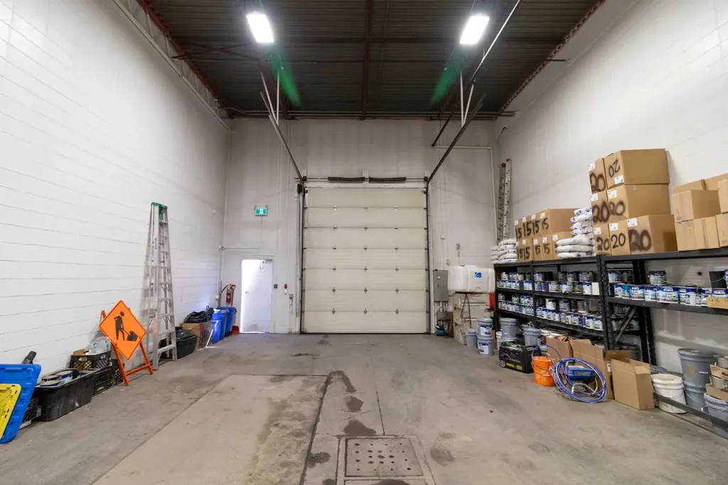 4041 74 Avenue SE Calgary AB T2C 4E3