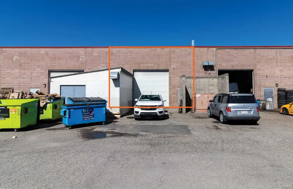4041 74 Avenue SE Calgary AB T2C 4E3