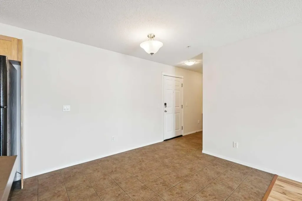 5 Country Village Park NE Calgary AB T3K 0G1