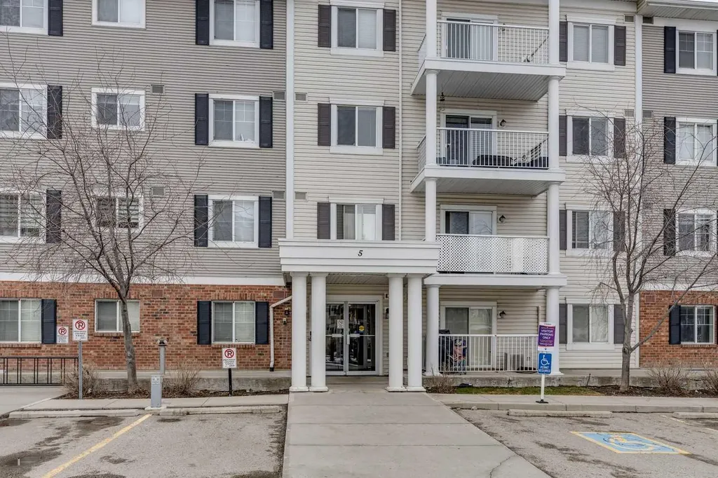 5 Country Village Park NE Calgary AB T3K 0G1