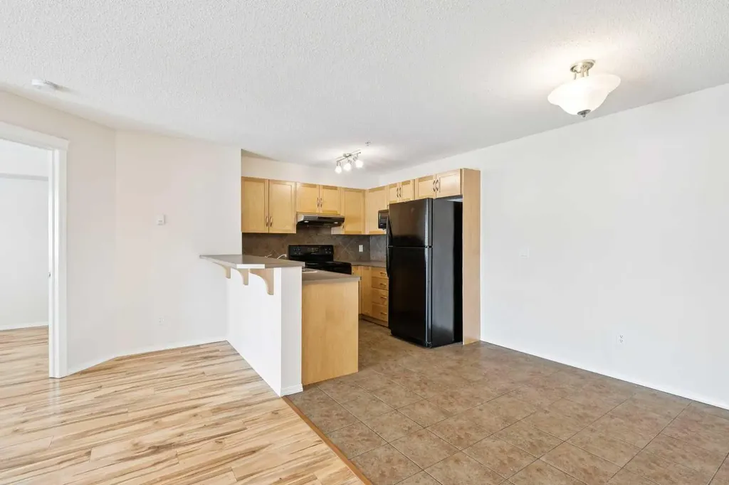 5 Country Village Park NE Calgary AB T3K 0G1