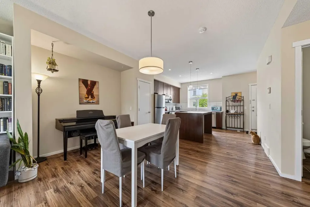 187 Copperstone Cove SE Calgary AB T2Z 0L3
