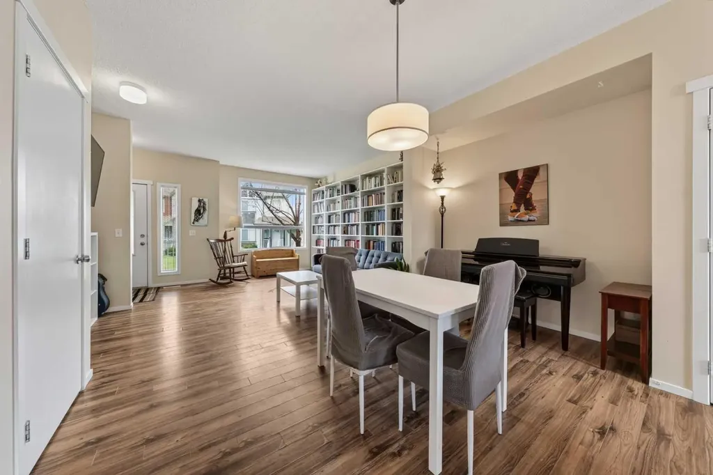 187 Copperstone Cove SE Calgary AB T2Z 0L3