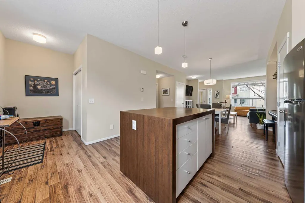 187 Copperstone Cove SE Calgary AB T2Z 0L3