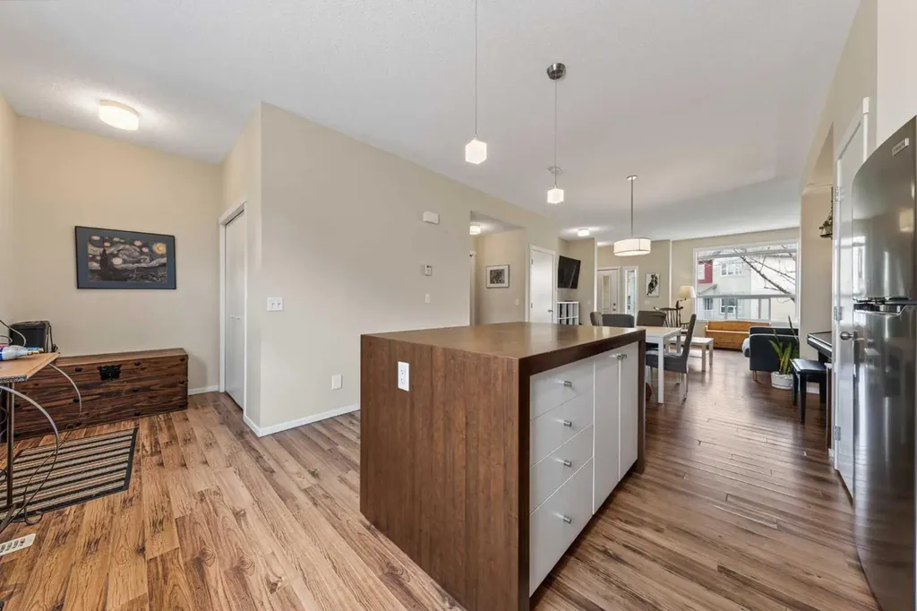 187 Copperstone Cove SE Calgary AB T2Z 0L3