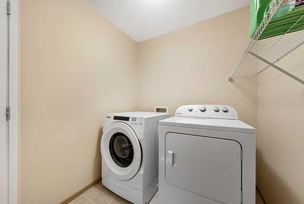187 Copperstone Cove SE Calgary AB T2Z 0L3