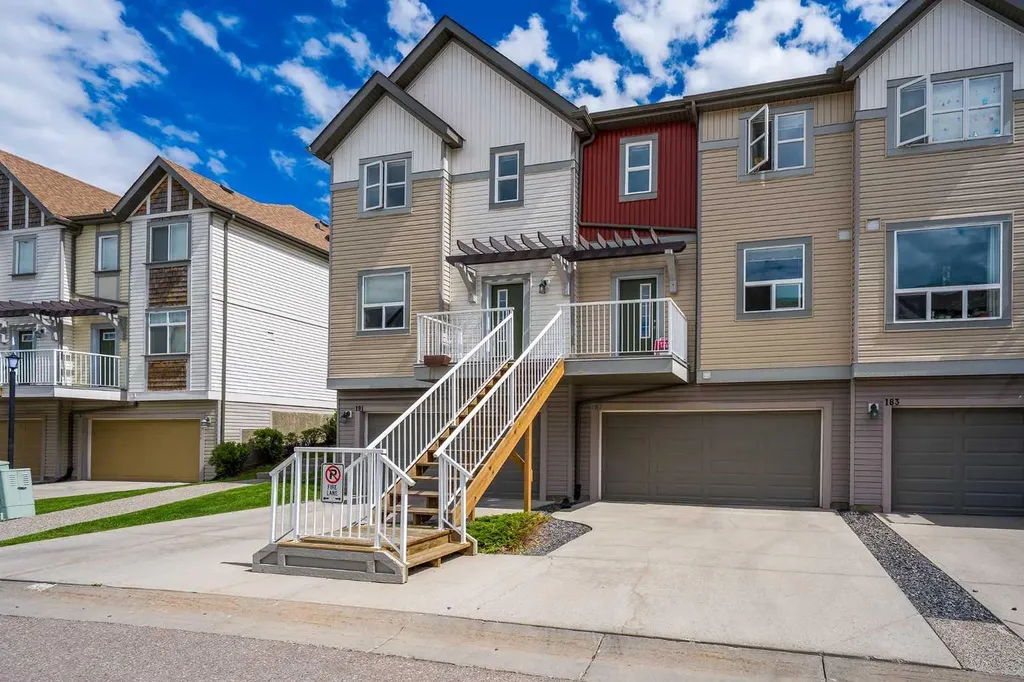 187 Copperstone Cove SE Calgary AB T2Z 0L3