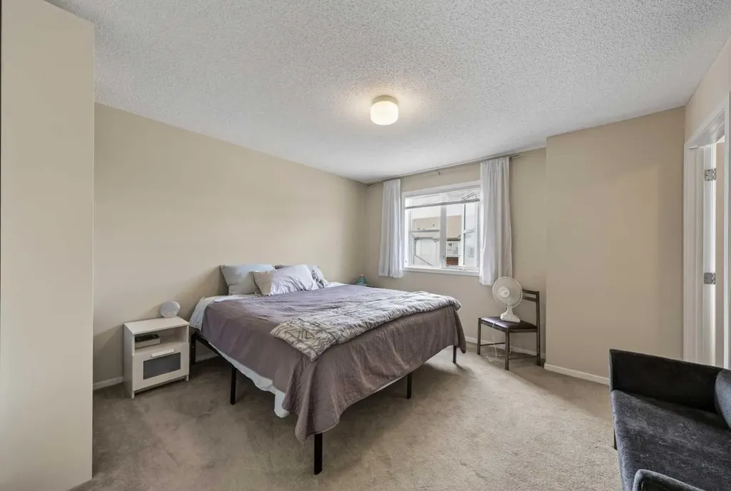 187 Copperstone Cove SE Calgary AB T2Z 0L3