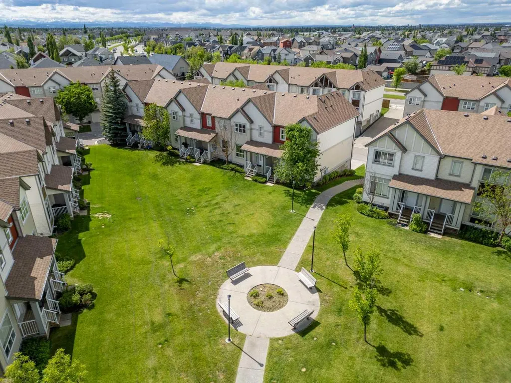 187 Copperstone Cove SE Calgary AB T2Z 0L3