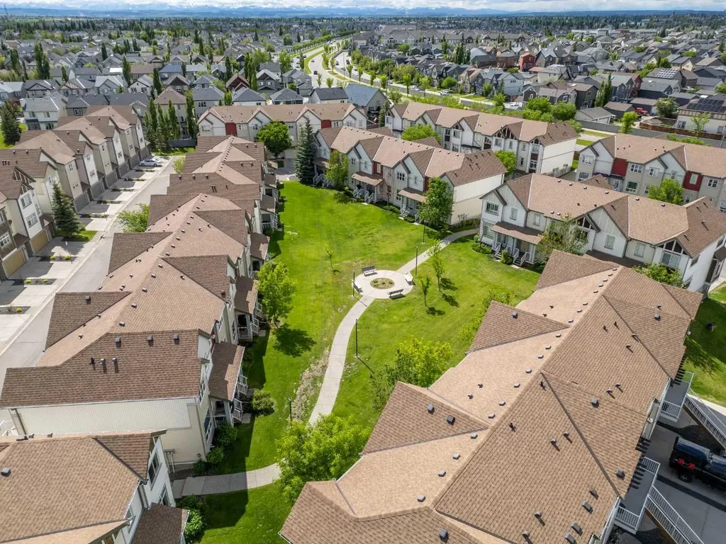 187 Copperstone Cove SE Calgary AB T2Z 0L3