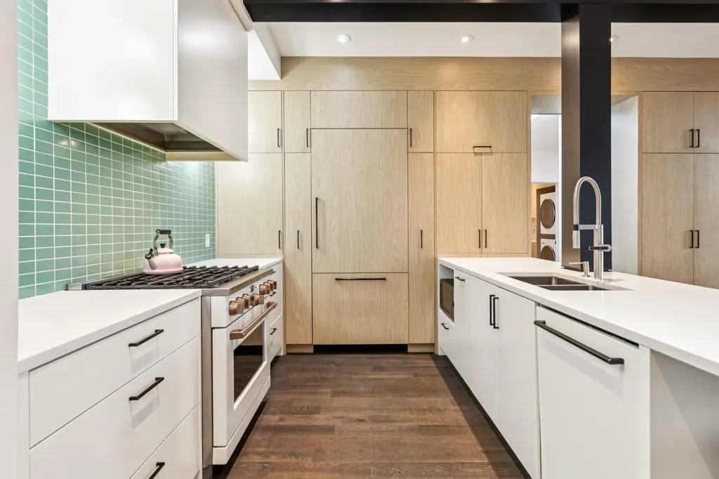 3511 Utah Drive NW Calgary AB T2N 4A5