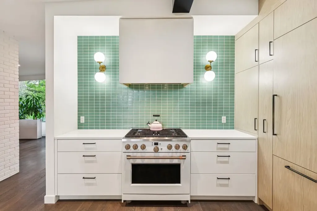 3511 Utah Drive NW Calgary AB T2N 4A5