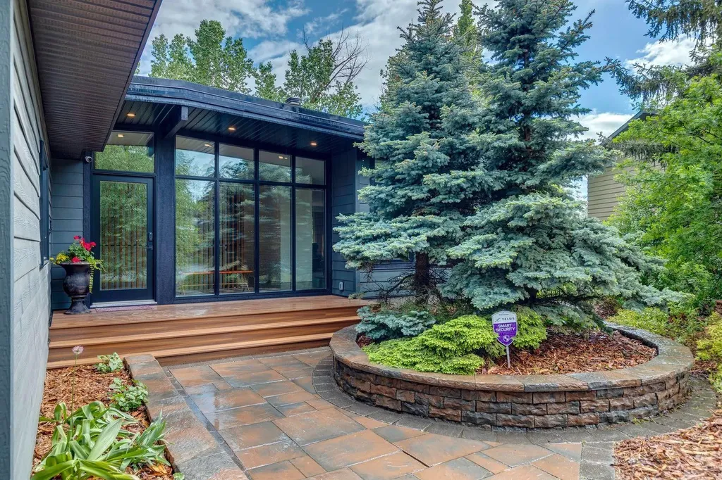 3511 Utah Drive NW Calgary AB T2N 4A5