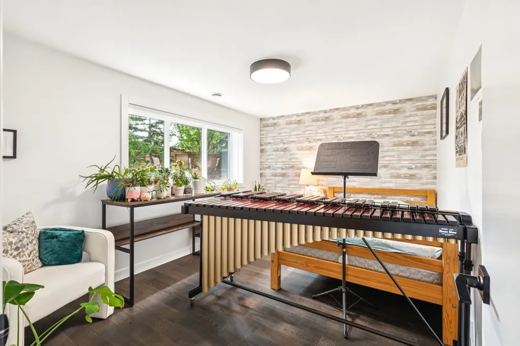 3511 Utah Drive NW Calgary AB T2N 4A5