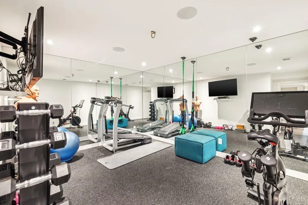 3511 Utah Drive NW Calgary AB T2N 4A5
