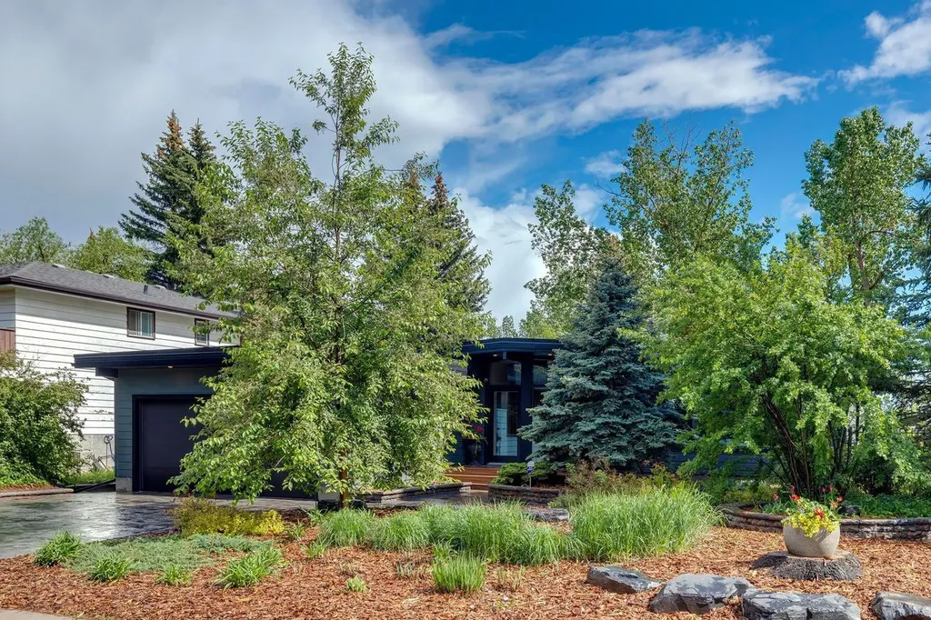 3511 Utah Drive NW Calgary AB T2N 4A5