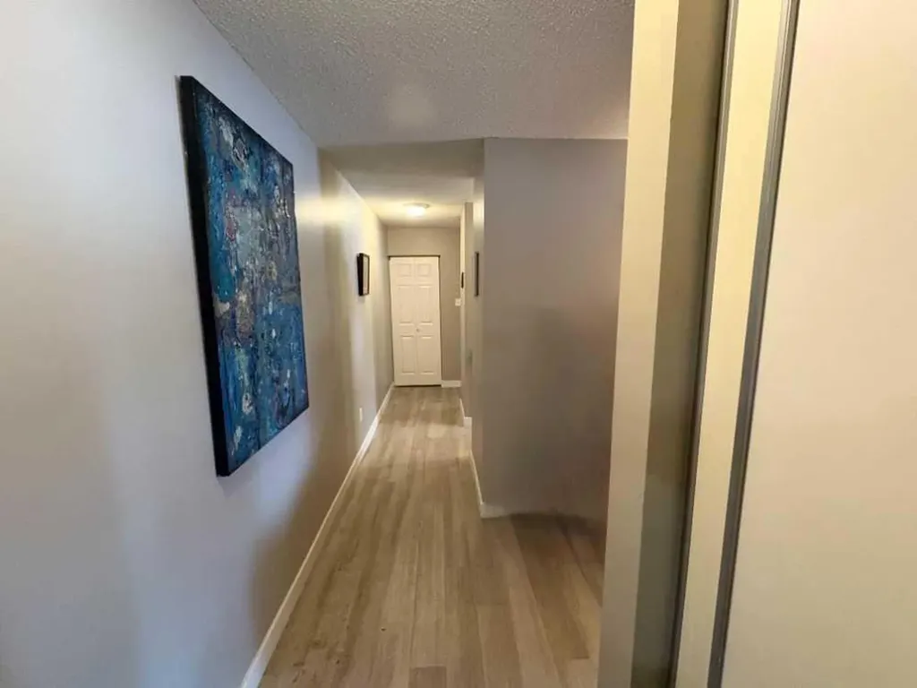 11620 Elbow Drive SW Calgary AB T2W 3L6