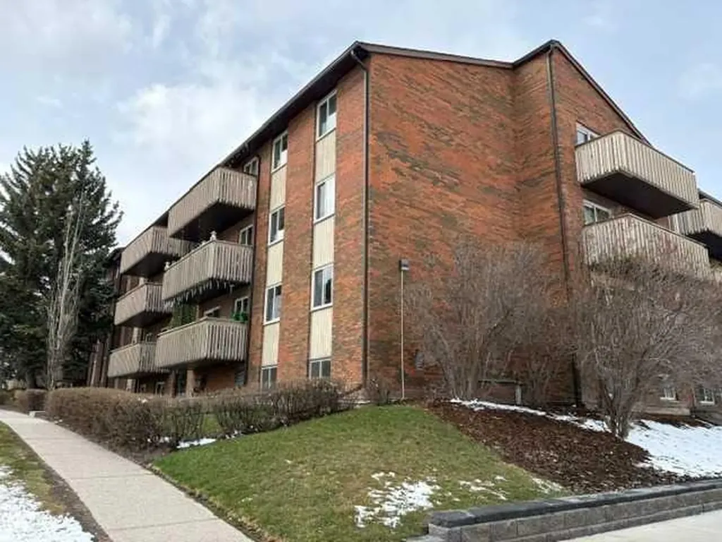 11620 Elbow Drive SW Calgary AB T2W 3L6
