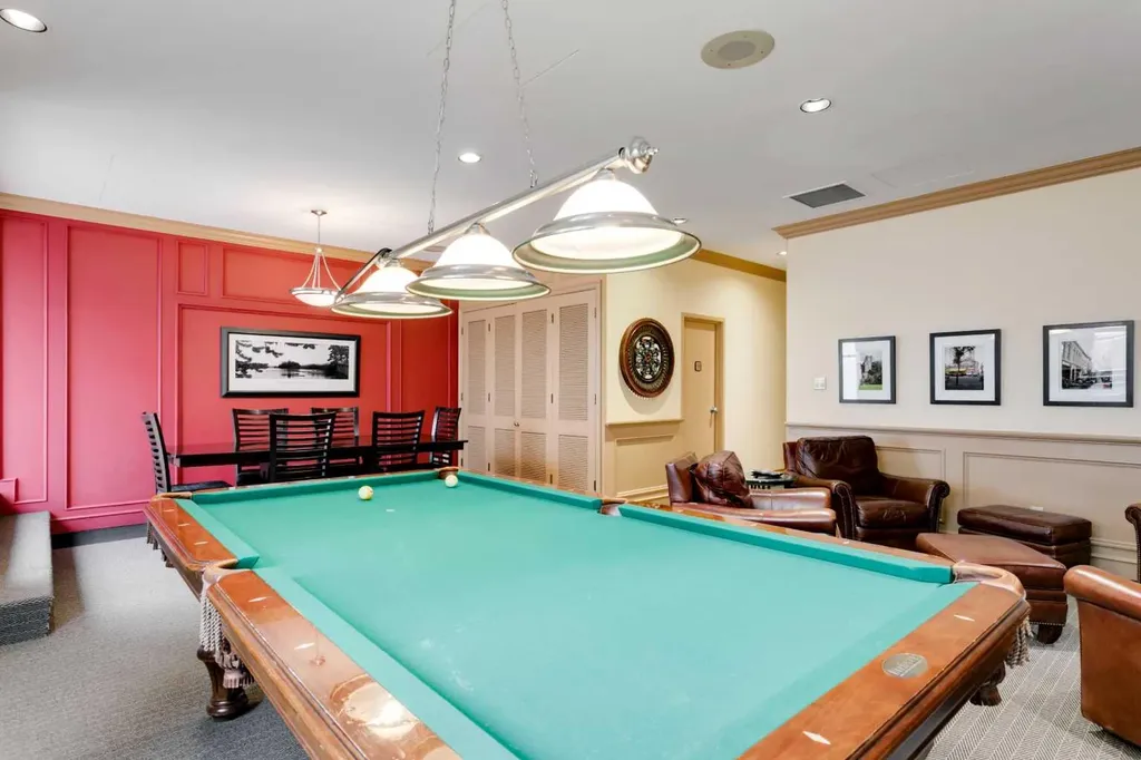 500 Eau Claire Avenue SW Calgary AB T2P 3R8