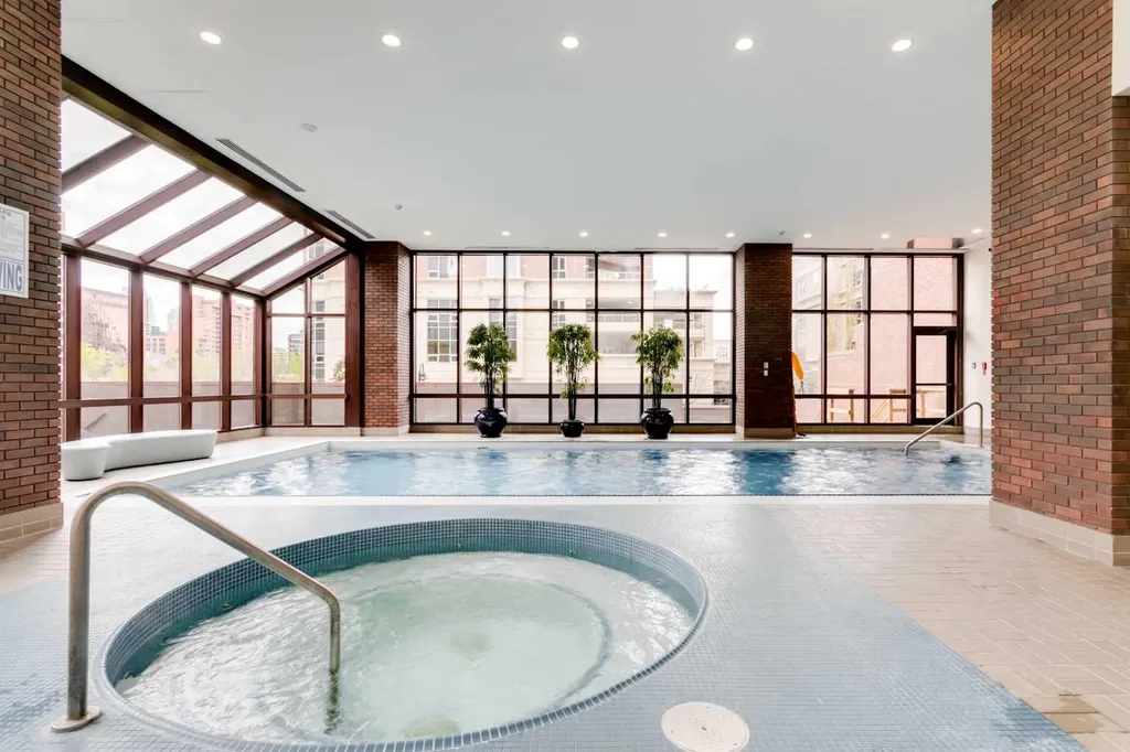 500 Eau Claire Avenue SW Calgary AB T2P 3R8