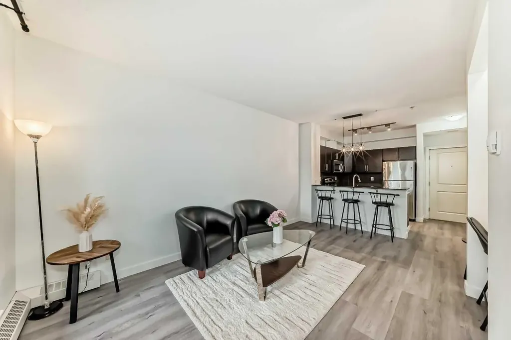 2727 28 Avenue SE Calgary AB T2B 0L4