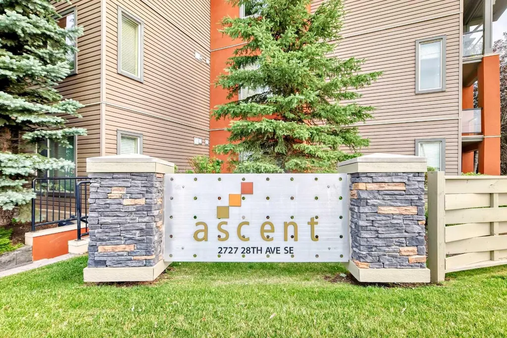 2727 28 Avenue SE Calgary AB T2B 0L4